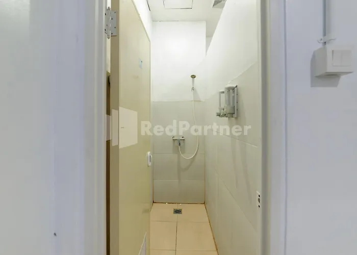 Hotel Shooting Star Kuta Redpartner - Mixed 2*