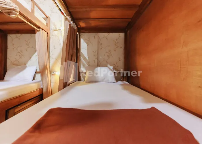 Shooting Star Kuta Redpartner - Mixed 2* Legian